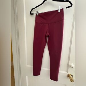 ALO Yoga Burgundy Leggings 23”